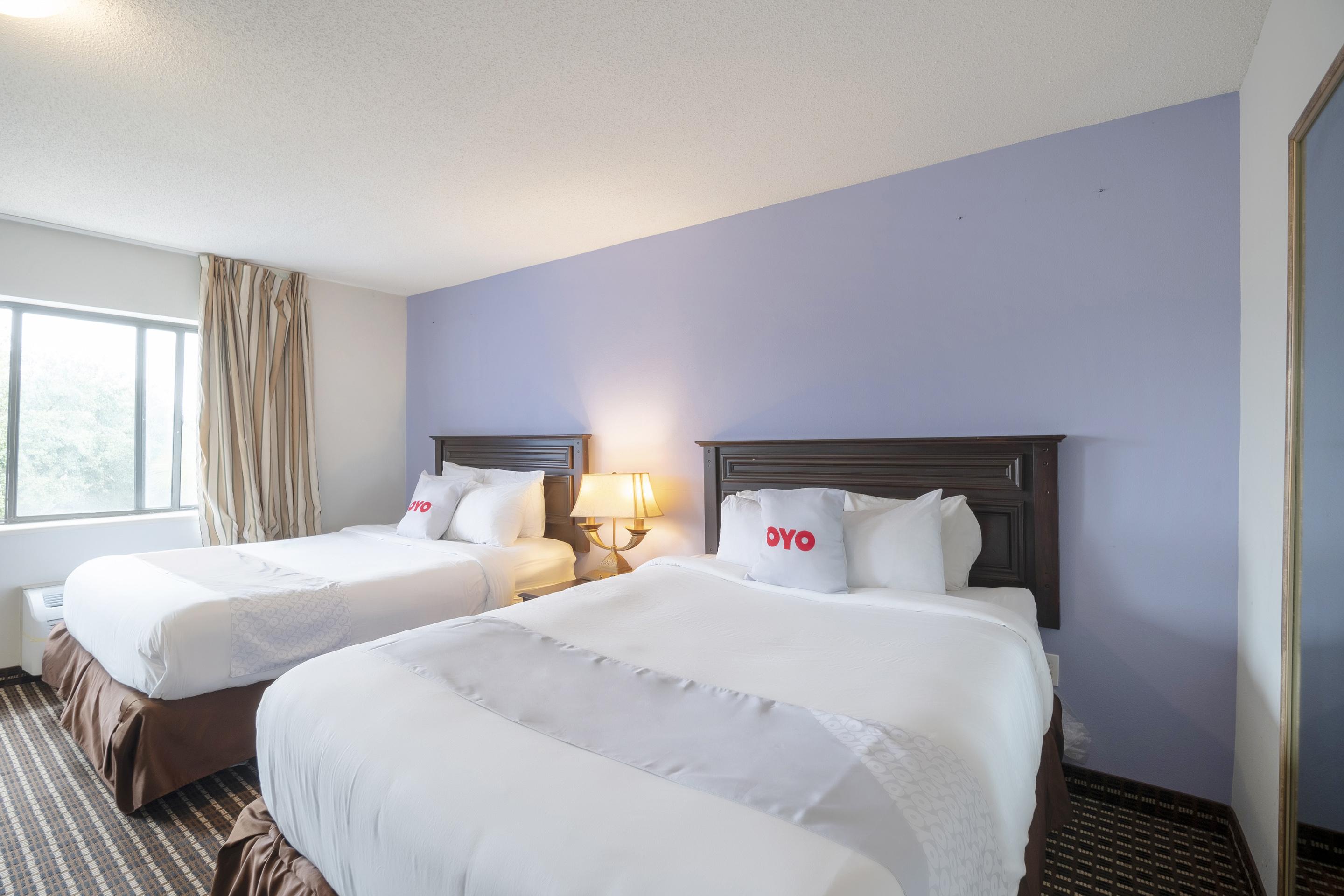 ホテル Oyo Townhouse Houston Airport North エクステリア 写真