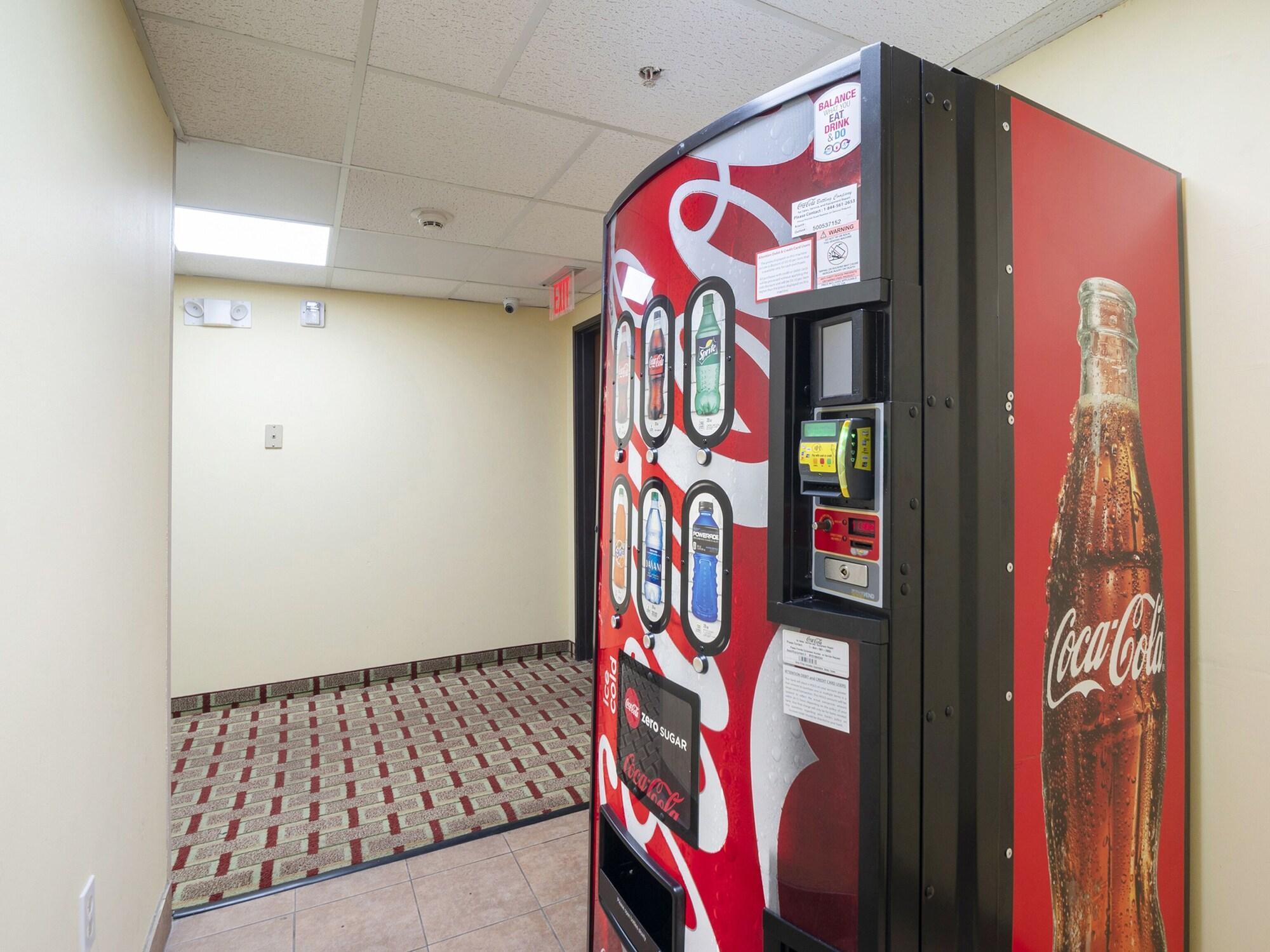 ホテル Oyo Townhouse Houston Airport North エクステリア 写真