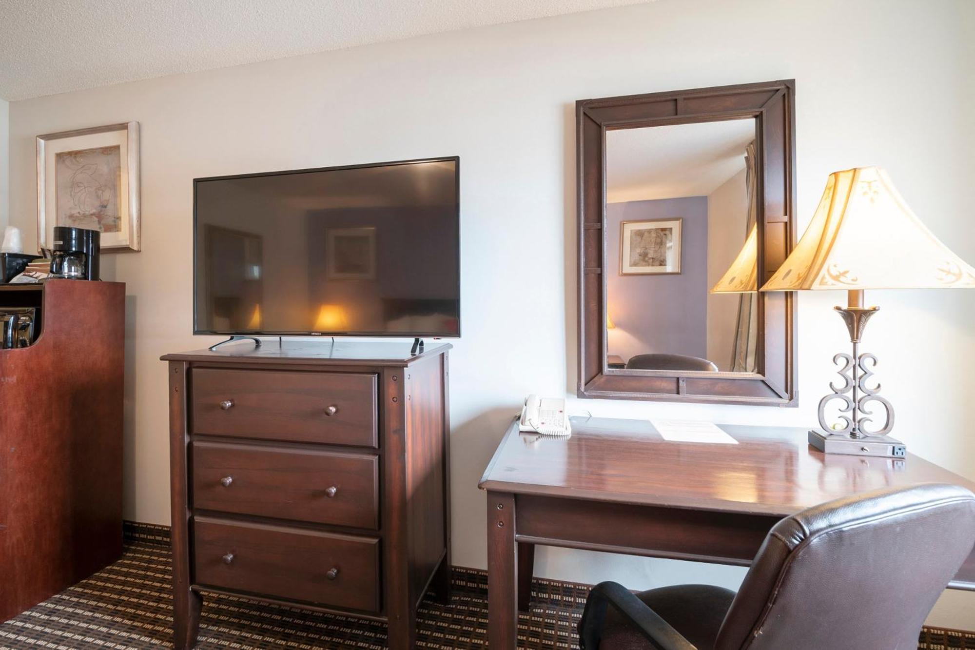 ホテル Oyo Townhouse Houston Airport North エクステリア 写真