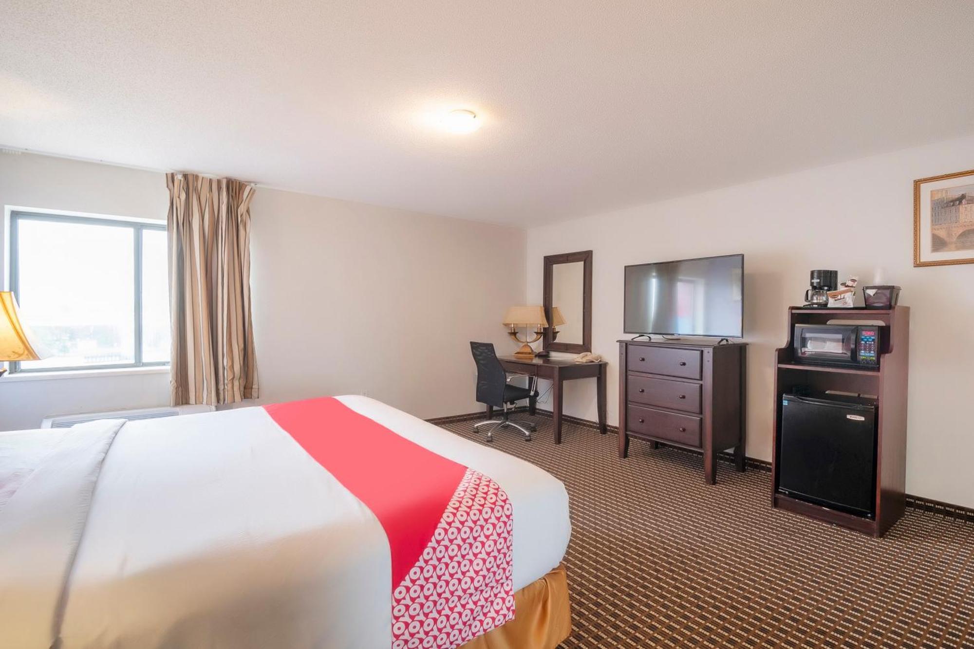 ホテル Oyo Townhouse Houston Airport North エクステリア 写真