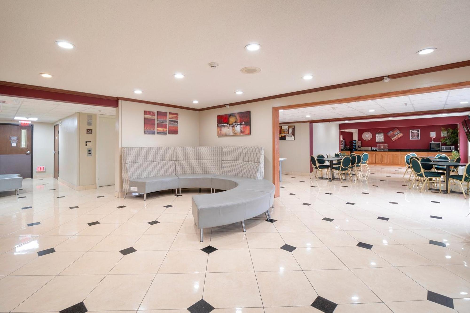 ホテル Oyo Townhouse Houston Airport North エクステリア 写真