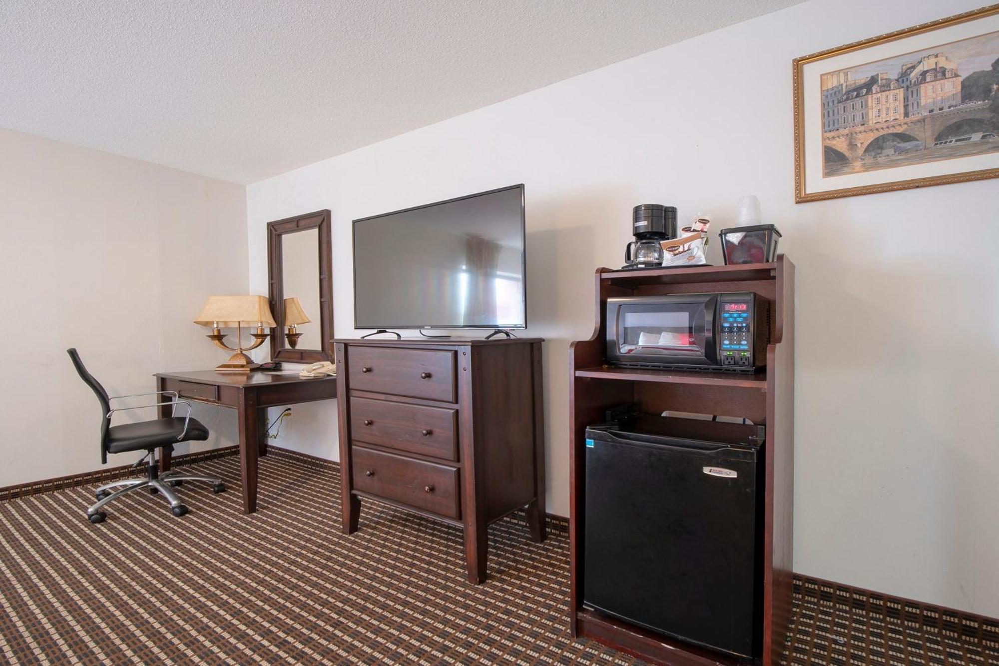 ホテル Oyo Townhouse Houston Airport North エクステリア 写真