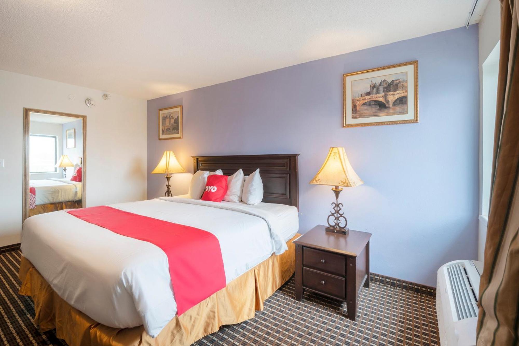 ホテル Oyo Townhouse Houston Airport North エクステリア 写真